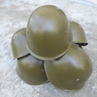 Каска военна от Соца, снимка 3 - Антикварни и старинни предмети - 32820186