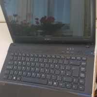 Лаптоп SONY VAIO с допълнителни екстри, снимка 2 - Лаптопи за дома - 44872646