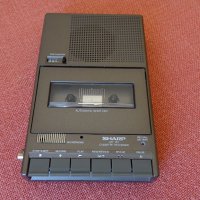 vintage SHARP CE-152 cassete recorder, снимка 3 - Радиокасетофони, транзистори - 32782274