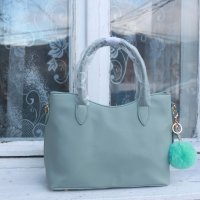 Красива чанта в светло зелен цвят, снимка 2 - Чанти - 30405276