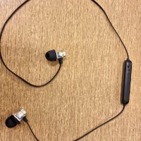 Нови Bluetooth слушалки, снимка 3 - Bluetooth слушалки - 43775319