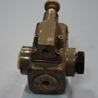 Хидравличен клапан 20-2001, снимка 2 - Резервни части за машини - 28929229