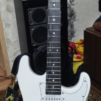 Fender Stratocaster,  модел ST 65, снимка 3 - Китари - 44919327