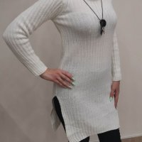 Чудесен дълъг пуловер, снимка 3 - Блузи с дълъг ръкав и пуловери - 38655143