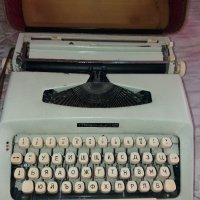 пишеща машина Марица 12, снимка 1 - Антикварни и старинни предмети - 27447044