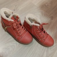 детски обувки зимни, снимка 2 - Детски боти и ботуши - 43554137