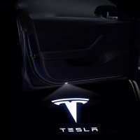 Комплект от 4ри броя Лого проектор за осветление на вратите за Tesla 3,Y,S,X LED осветление НОВО, снимка 3 - Аксесоари и консумативи - 43863030