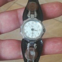 Дамски часовник Луч. СССР. Ретро модел. Механичен механизъм. Vintage watch. Гривна. , снимка 7 - Гривна - 37856015
