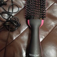 Електрическа четка REVLON Pro Collection One-Step Hair Dryer & Volumizer, RVDR5222E с проблем, снимка 3 - Маши за коса - 40028957