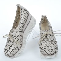 NEW! Дамски обувки на платформа с перфорация-Естествена кожа, снимка 2 - Дамски ежедневни обувки - 40320816