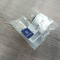 A0009981342,**NEU**MERCEDES-BENZ**ТАМПОН ЗА КАПАК НА ДВИГАТЕЛ **, снимка 1 - Части - 33495313