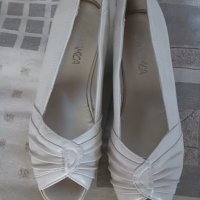Дамски Обувки , снимка 1 - Дамски ежедневни обувки - 40453006