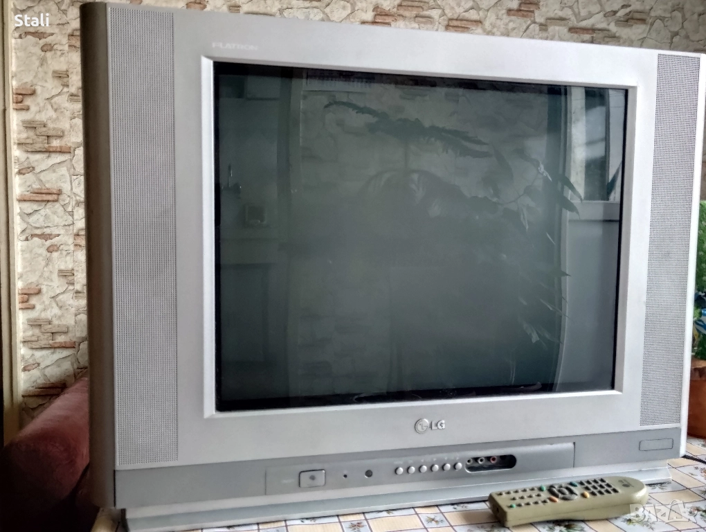 Телевизор LG Flatron 21, снимка 1
