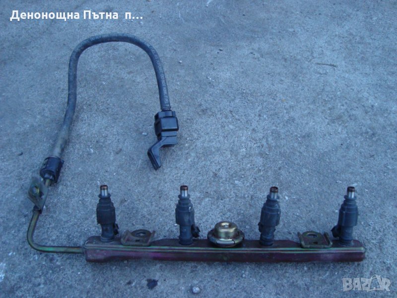 Рейка бензинова Тойота Корола Toyota corolla E12 1.6VVTi, снимка 1