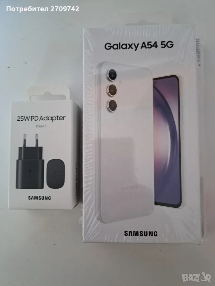 Продавам чисто нов Samsung A 54 5G+ подарък кейс и протектор. , снимка 1