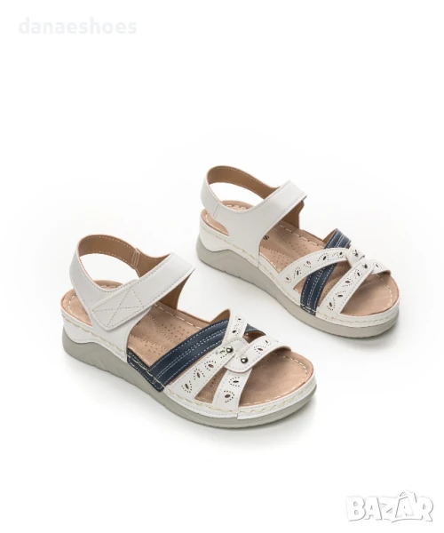 Дамски сандали в бяло и синьо , снимка 1