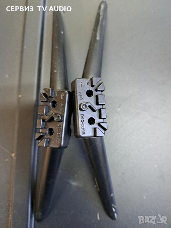 Крачета за TV ARIELLI LED-40N218S2 SMART, снимка 1