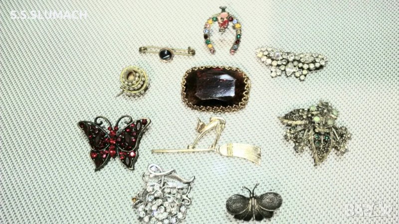  Лот от старинни брошки, снимка 1