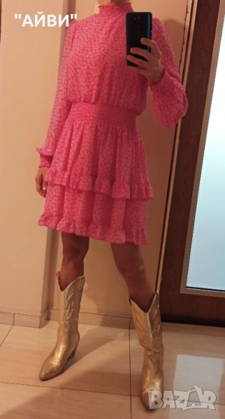 Дамска маркова прекрасна рокля, снимка 1
