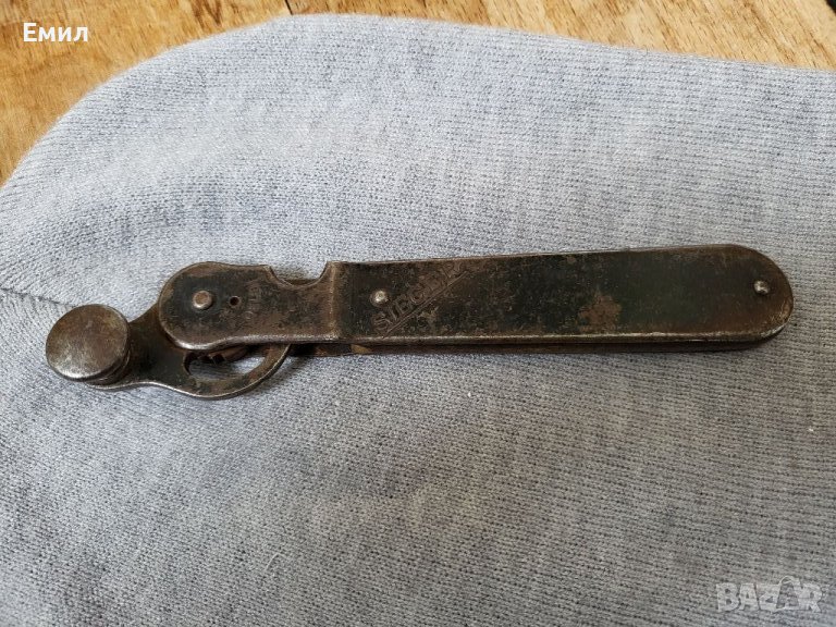 Автентична отварачка за консерви SIEGER OELEN ВСВ, снимка 1