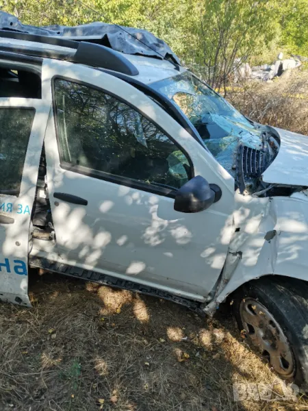 Предна дясна врата Дачия Дъстър 2010-2018г, снимка 1