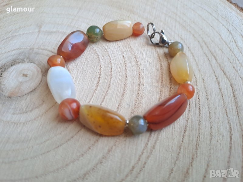 Гривна с ахати, снимка 1