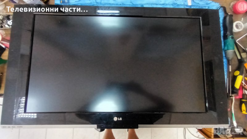 LG 37LB1R с дефектно захранване и борд-6870C-0060H/6632L-0197C/6632L-0198C/LC370WX1(SL)(15), снимка 1