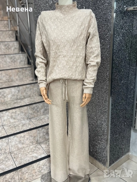 Дамски сет-панталон и блуза, снимка 1