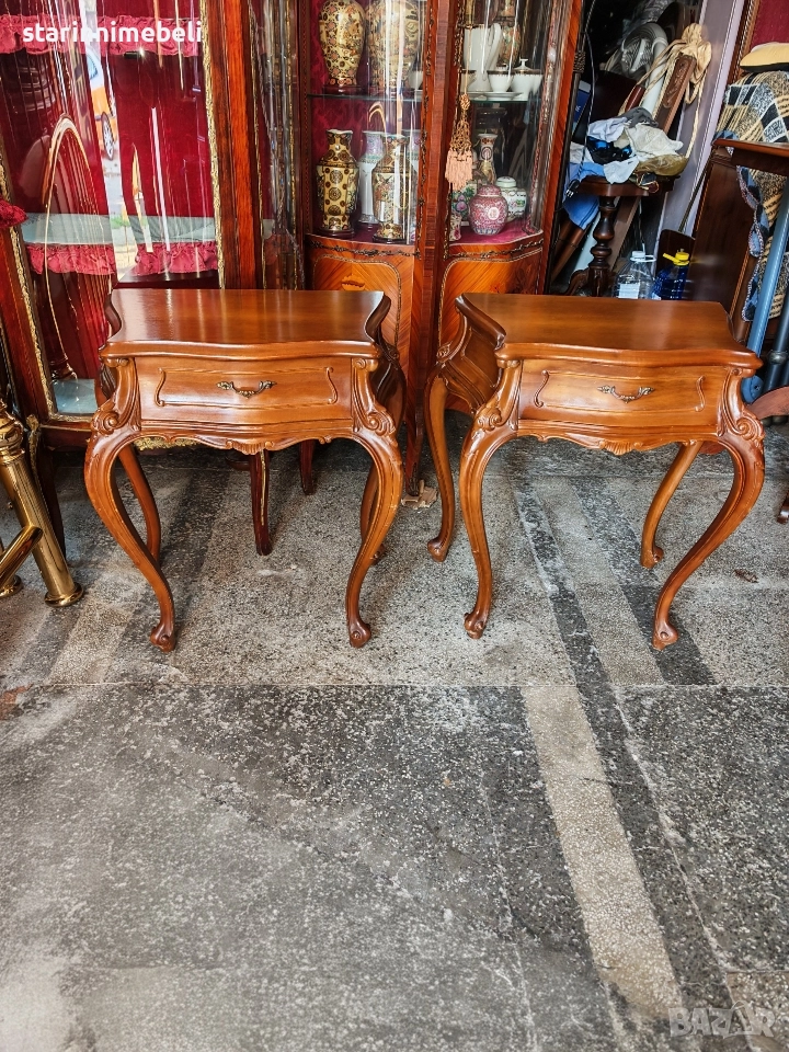 Чифт антикварни нощни шкафчета , снимка 1