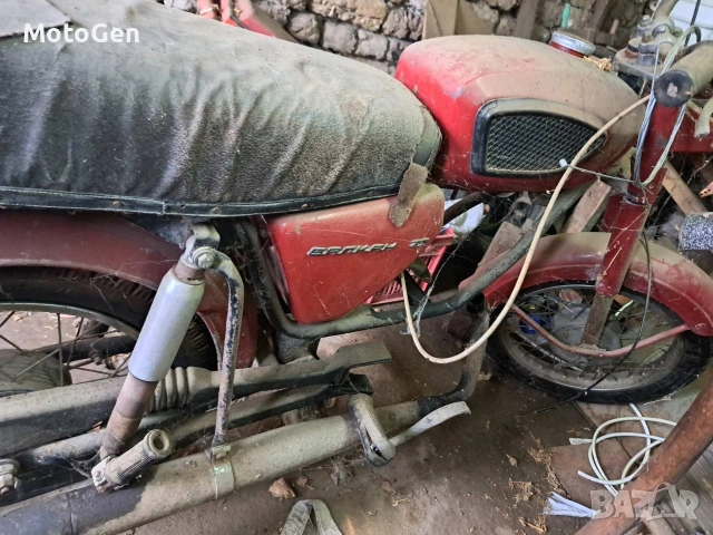 Изкупувам Симсон и други стари мотори 