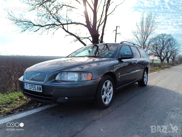 Volvo V70, снимка 10 - Автомобили и джипове - 52983695