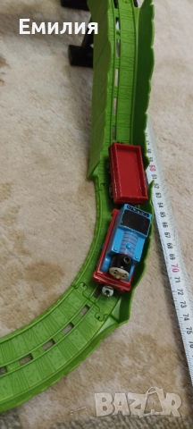 Писта Mattel , снимка 2 - Коли, камиони, мотори, писти - 52059142