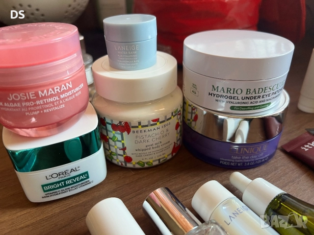 Козметични продукти , снимка 2 - Комплекти и лотове - 52140016