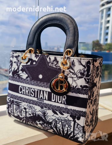 Дамска чанта Christian Dior код 12, снимка 1 - Чанти - 32266572