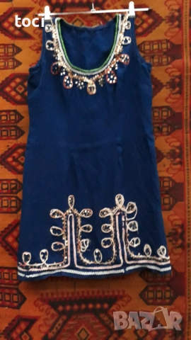 Автентичен дамски сукман с пищна украса