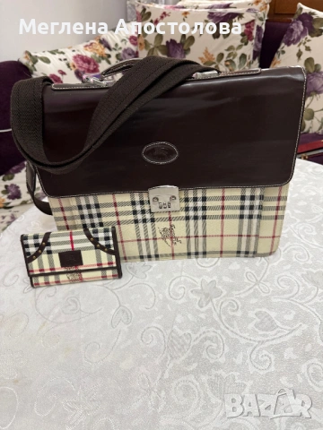 Дамска чанта-сейф BURBERRYS със заключване за лаптоп и документи