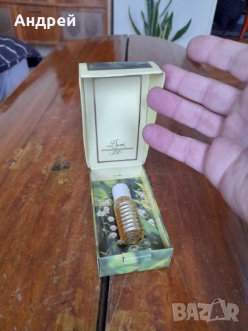 Стар парфюм Лесной Ландыш, снимка 4 - Други ценни предмети - 35404435