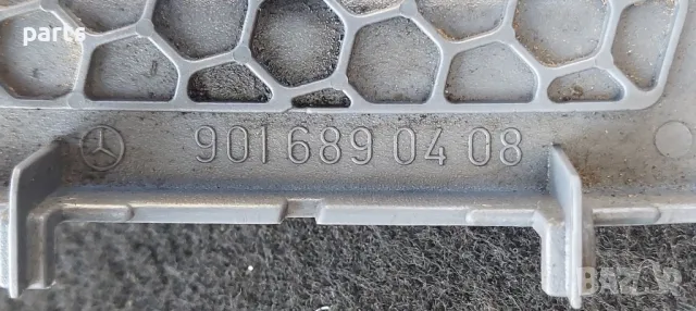 Решетка Говорител Табло Мерцедес Спринтер (Н)
- 9016890408, снимка 4 - Части - 49926361