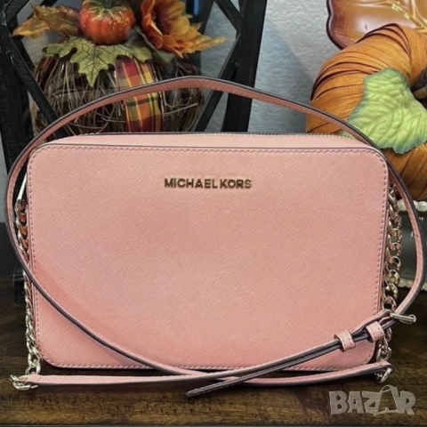 Розова чанта Michael Kors, снимка 5 - Чанти - 52729443