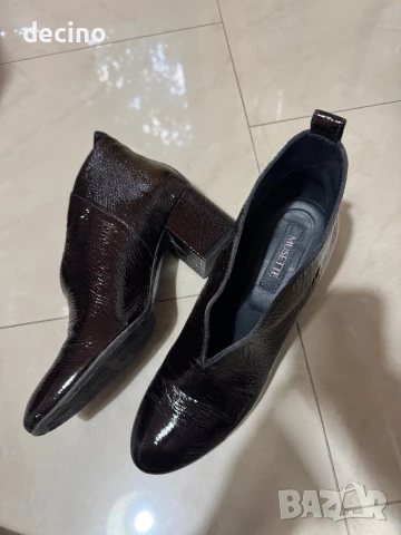 Обувки лак на ток Musette 40 номер