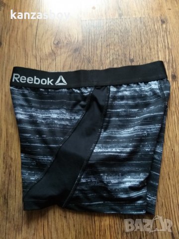 reebok - страхотни дамски панталонки, снимка 4 - Къси панталони и бермуди - 32855645