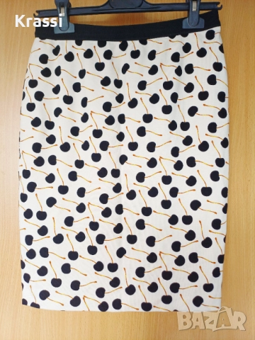 Пола MarcCain 34 черни череши