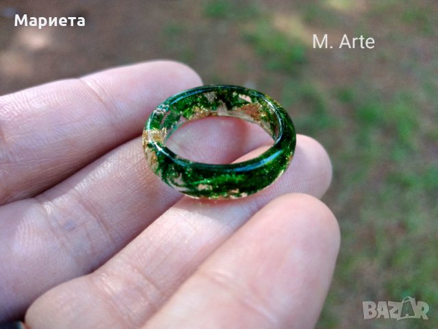 Пръстен от бижутерска смола, мъх и златен лист Бижута Ръчна Изработка , снимка 6 - Пръстени - 29073331
