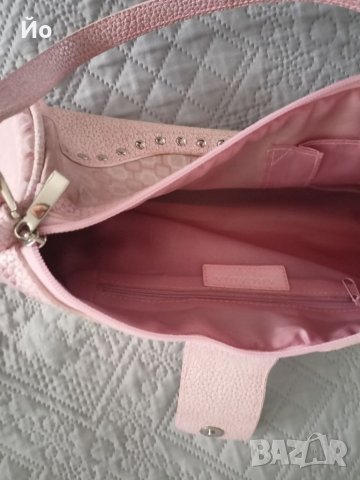 Дамска чанта розова Arcadia , снимка 3 - Чанти - 39470648