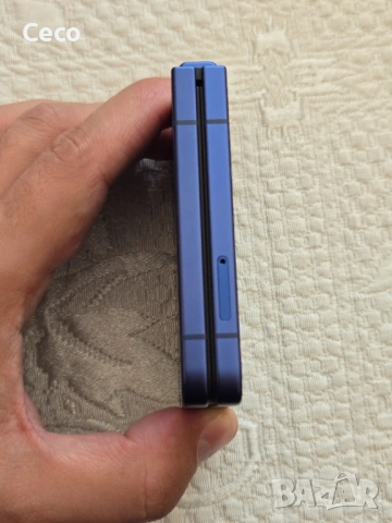 Samsung Z flip 7 blue 256gb като нов, снимка 4 - Samsung - 53284177
