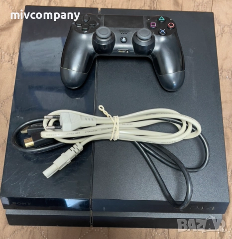 Конзола PlayStation 4 (+ 1 джойстик и кабели ), снимка 1