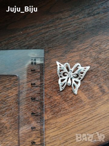 Сребърна висулка пеперуда, снимка 1 - Колиета, медальони, синджири - 32582656