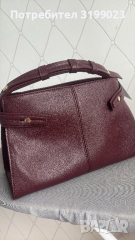 Дамска чанта, снимка 2 - Чанти - 51674352