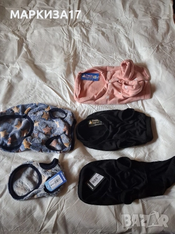 Дрешки за малки кученца