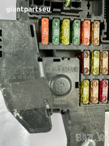 FUSE BOX Бушонно Табло за БМВ BMW E60 E61 6906601-05, снимка 2 - Части - 49249309